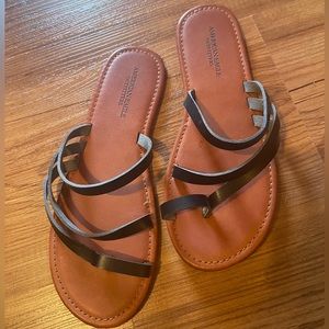 American Eagle Sandals Size 8